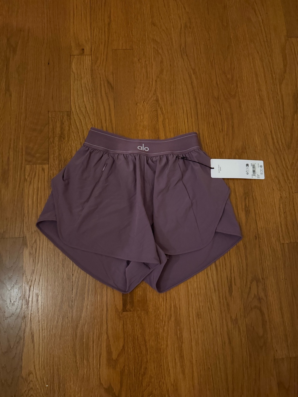 NWT ALO MATCH POINT SHORTS SIZE XS